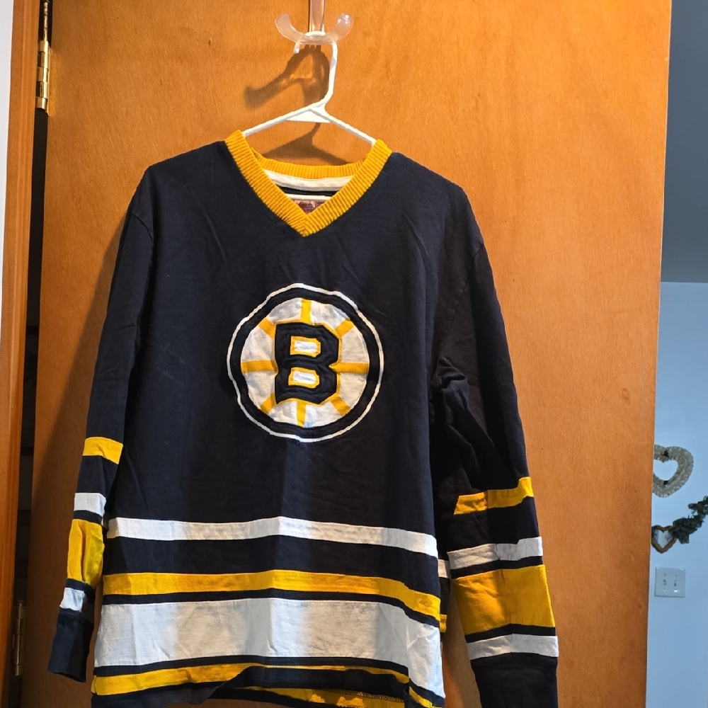 Mitchell & Ness Navy and Yellow V-Neck Hockey Sweater